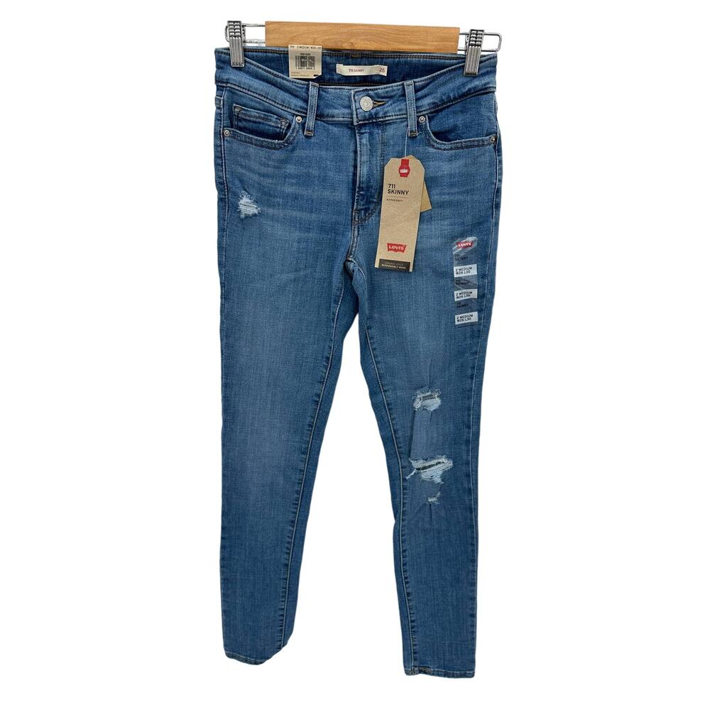 Levis Jeans Womens 26 NWT Medium Wash 711 Skinny Denim Mid Rise Stretch